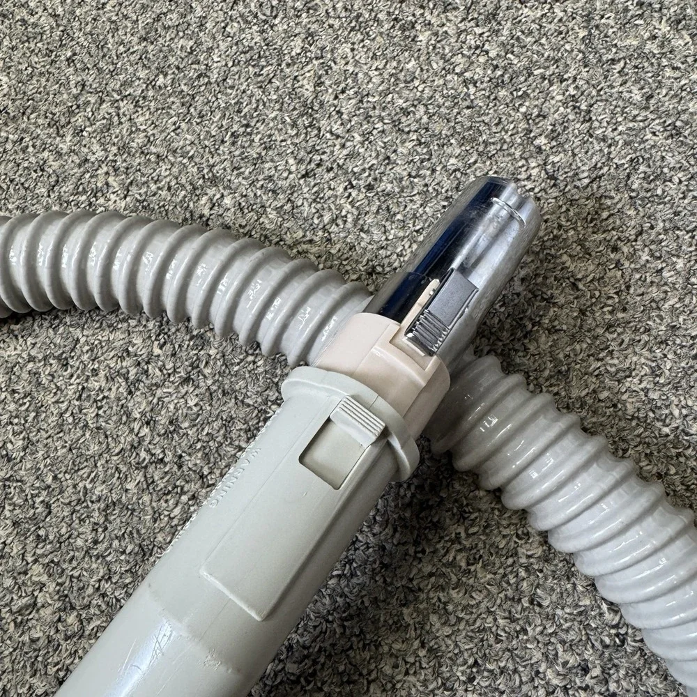 Electrolux Epic Series 6500 SR Vacuum Accessory Hose & Handle Attachment Works
